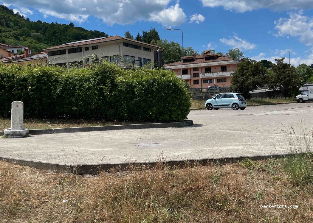 (55032) Castelnuovo di Garfagnana - 1 Via Valmaira — foto 2