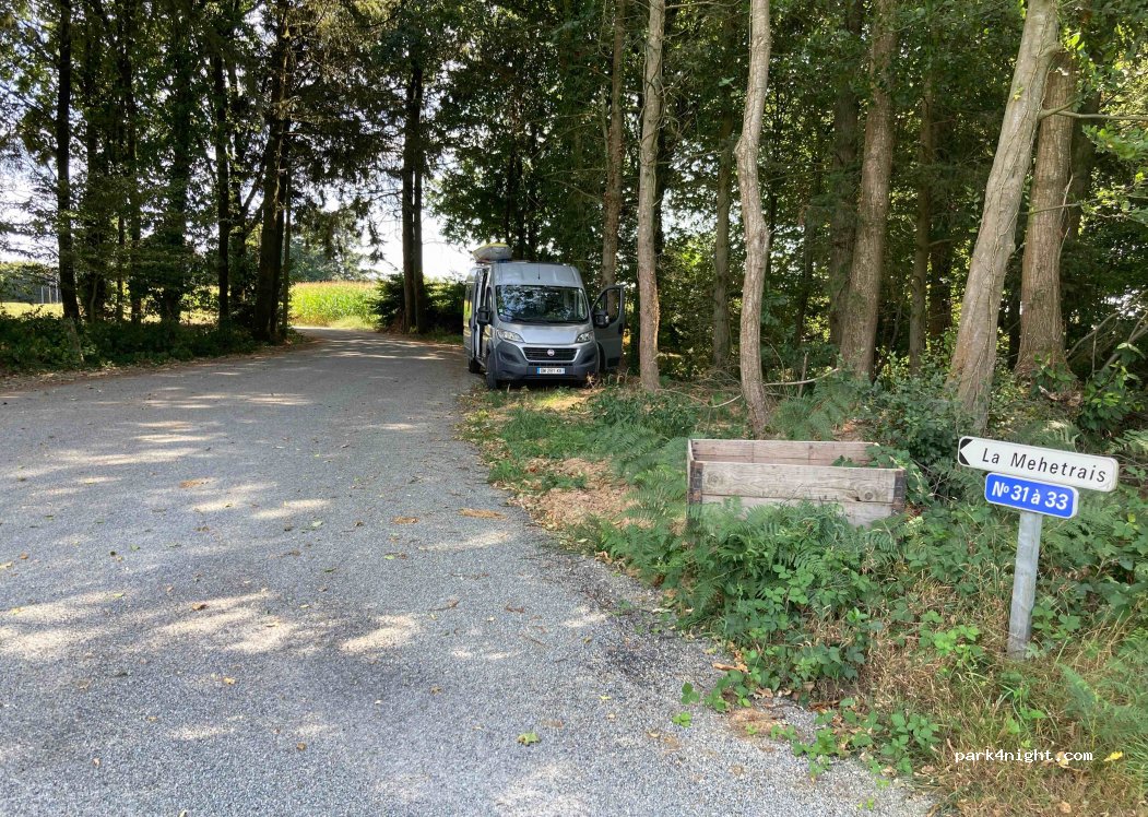 (35420) La Bazouge-du-Désert - 1 Bel air — foto