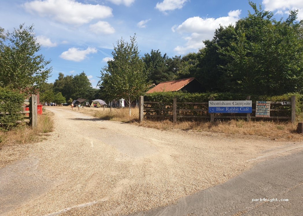 Shottisham Campsite at St Margaret's House — foto