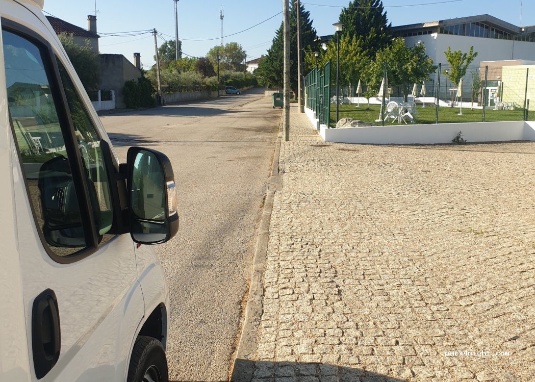 (6060) Ladoeiro - 6 Rua da Escola — foto