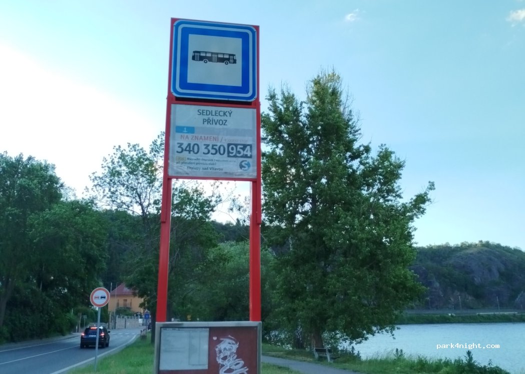 (160 00) Praha-Suchdol - Unnamed road — foto 4