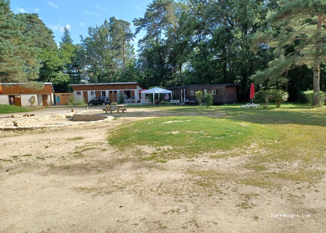 Camping La Roche Canillac — foto 3