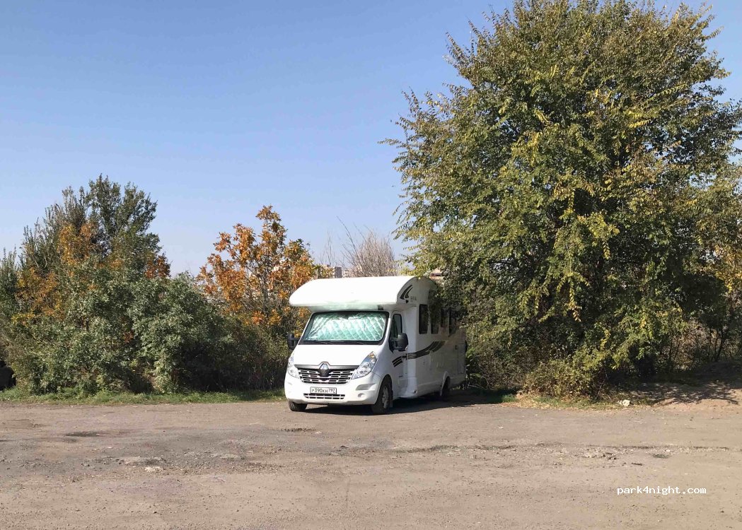 (5GWF+3VC) Yerevan - Unnamed Road — foto 4