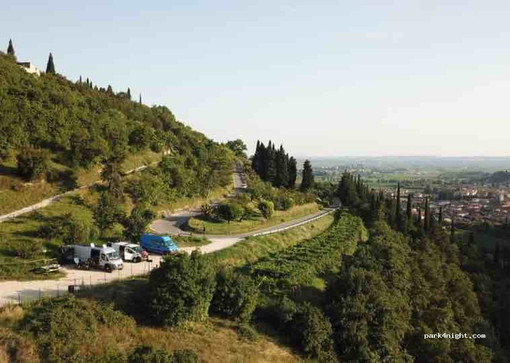 (37022) Fumane - Località Santoccio — foto 4