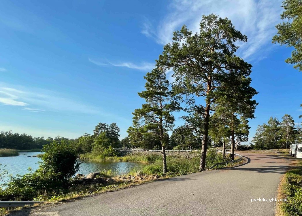 (572 95) Figeholm - — foto