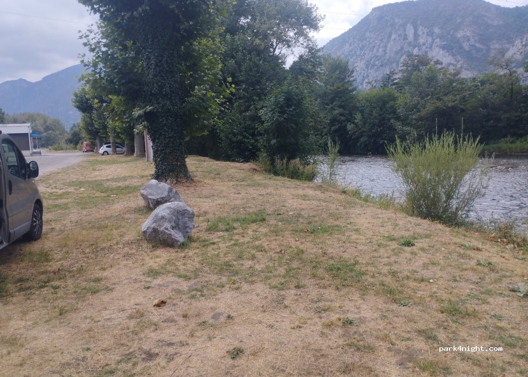 (09400) Tarascon-sur-Ariège - 22 Impasse Verdier — foto 2