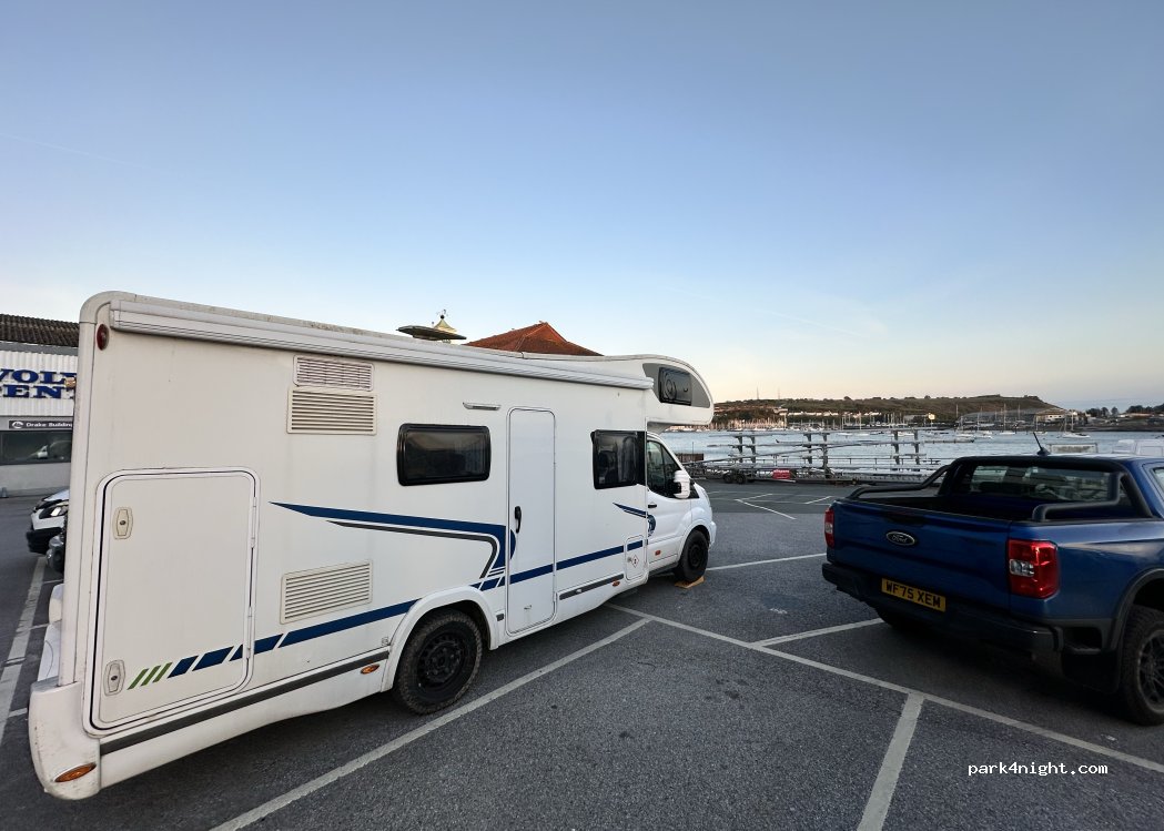 (PL4 0LP) Plymouth - Commercial Pl — foto 5
