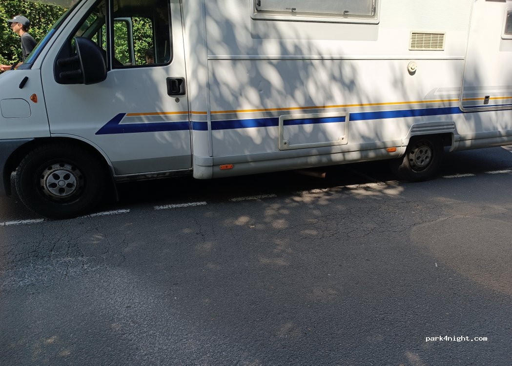 (14400) Bayeux - 1 Rue de Verdun — foto 3