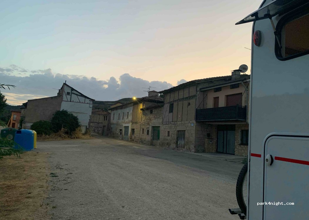 (09248) Valdazo - 2 Calle Doctor Abilio del Campo — foto