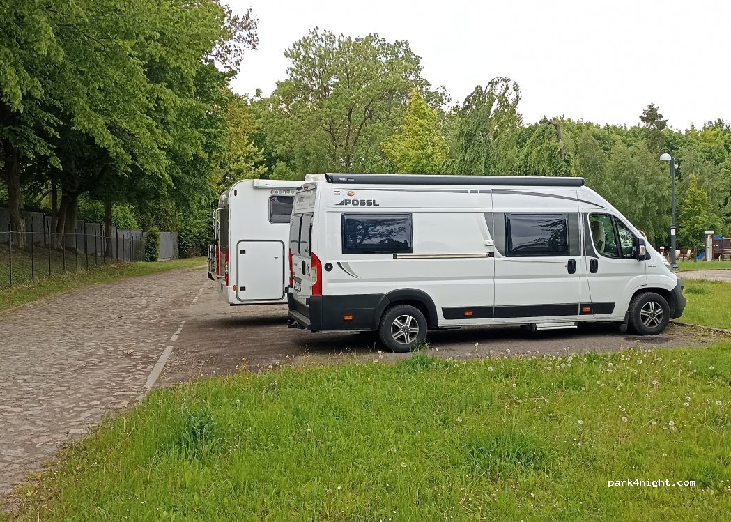 (82-400) Zajezierze - Unnamed Road — foto 5