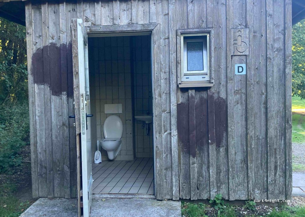 (85774) Unterföhring - — foto