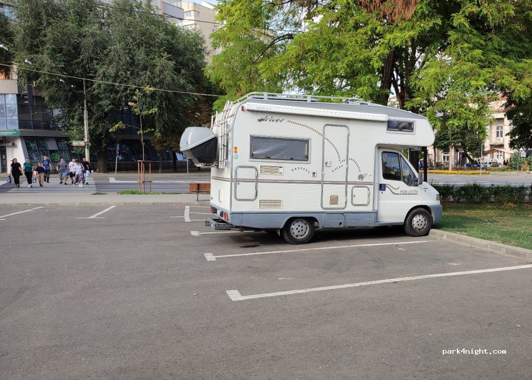 (700040) Iași - 51 Strada Cuza Vodă — foto