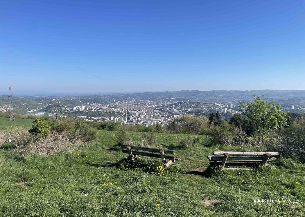 (42660) Planfoy - 1-44 Chemin de l'Antenne — foto 2