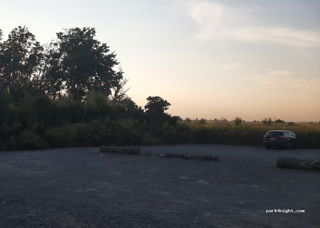 (04552) Neukieritzsch - Strandweg — foto