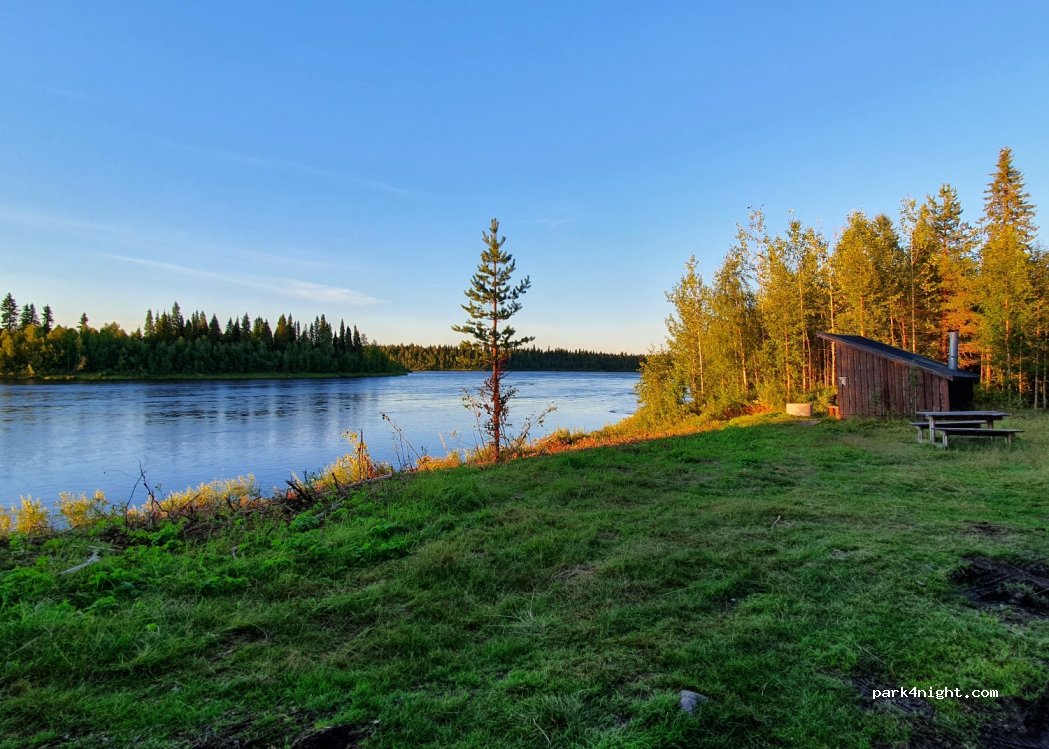 (984 91) Pajala - Unnamed Road — foto