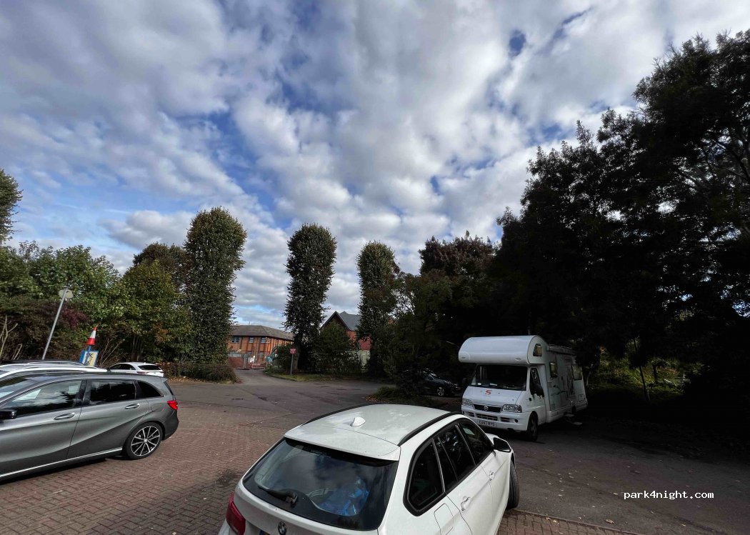 (BS16 1SZ) Winterbourne - 1 Begbrook Park — foto