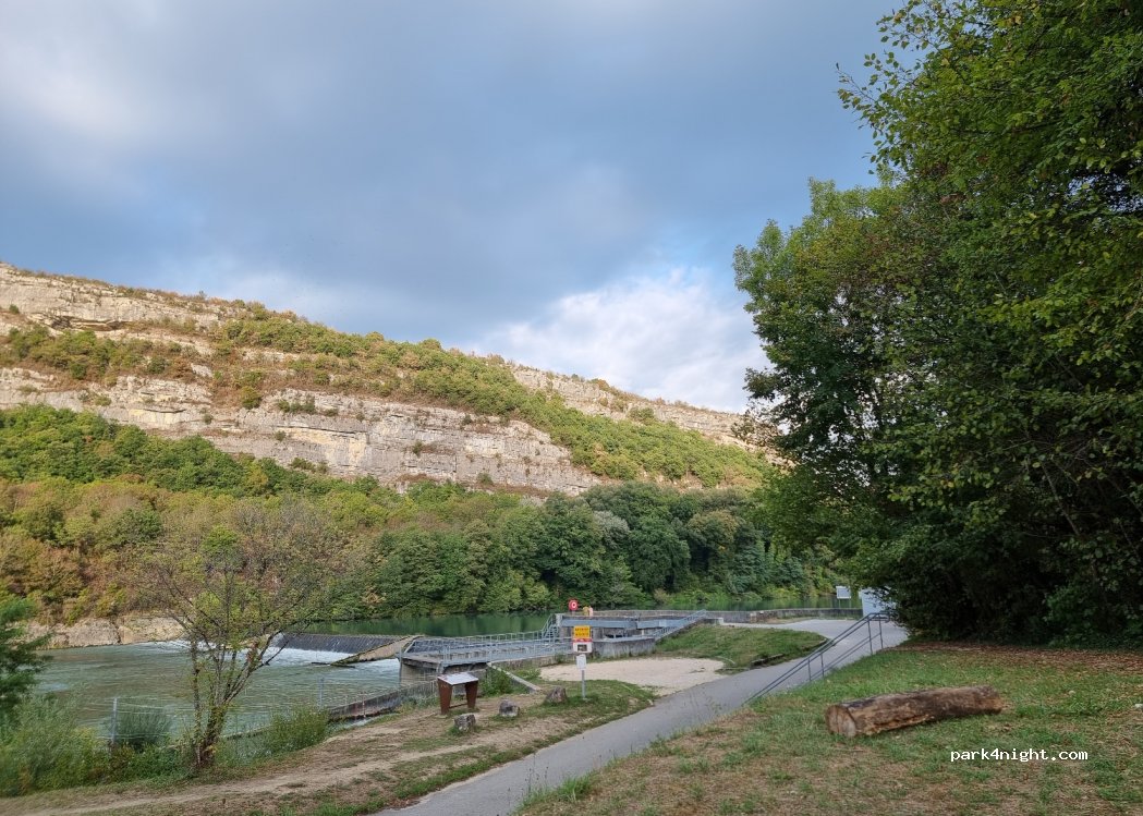 (73170) Yenne - 2030 Route de Belley — foto