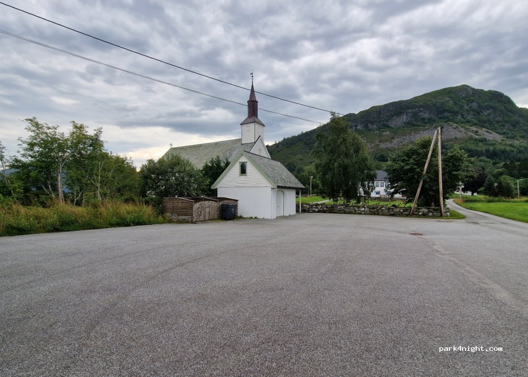(6146) Åheim - Unnamed Road — foto