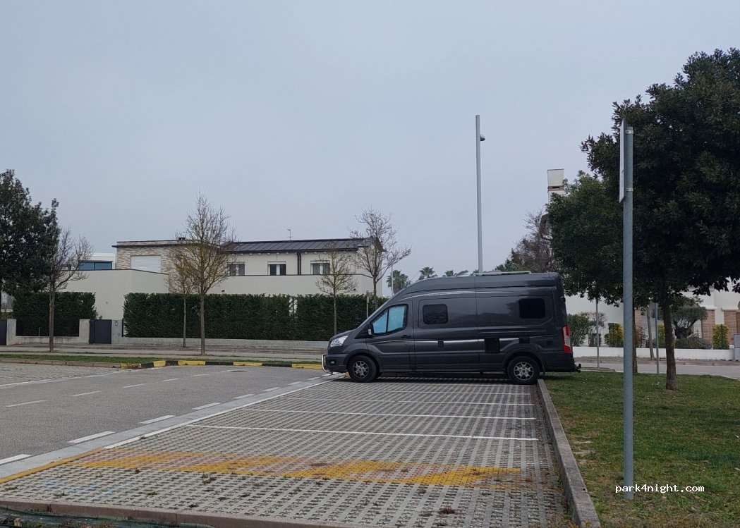 (30016) Lido di Jesolo - 22 Via Vincenzo Monti — foto