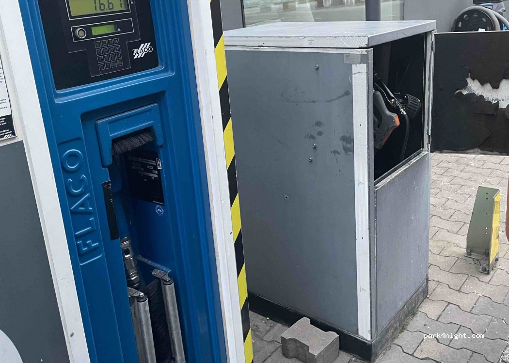 (10317) Berlin - 1 Köpenicker Chaussee — foto 3