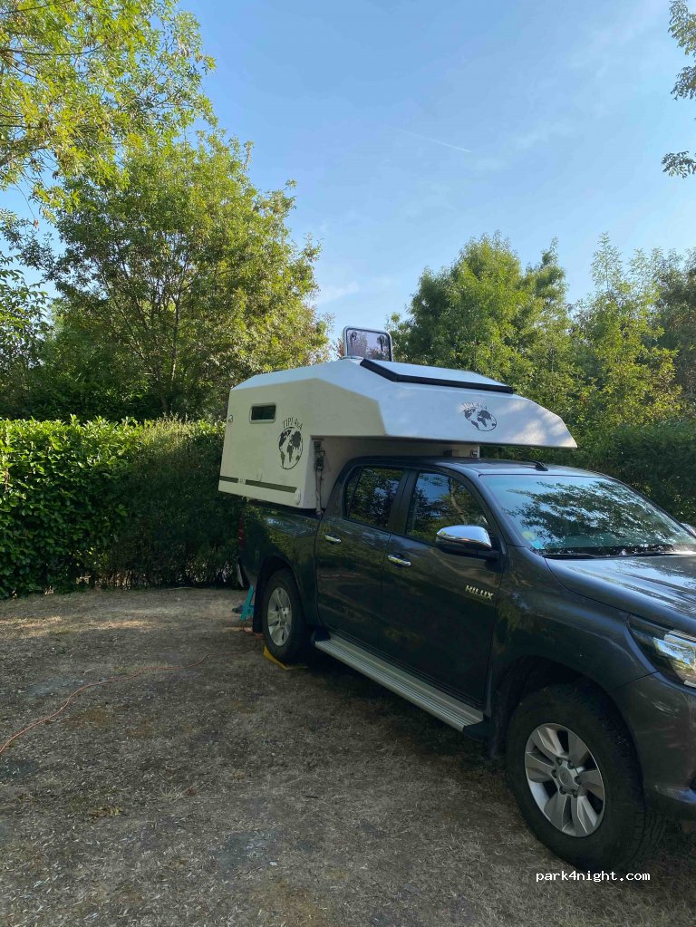 Camping Fleurs des Champs — foto