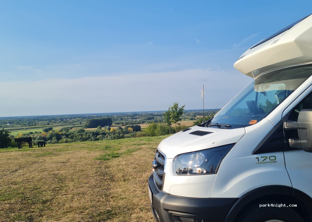 (27-600) Kamień Łukawski - 61 Podmiejska — foto 5
