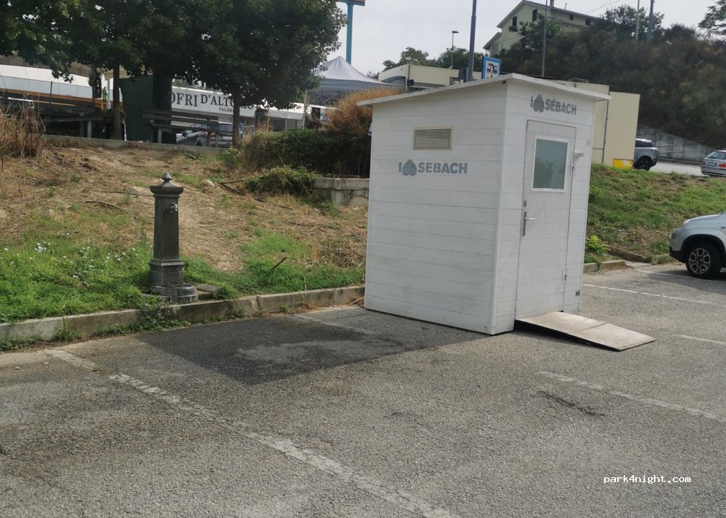 (67100) L'Aquila - 1 Piazza degli Olivetani — foto