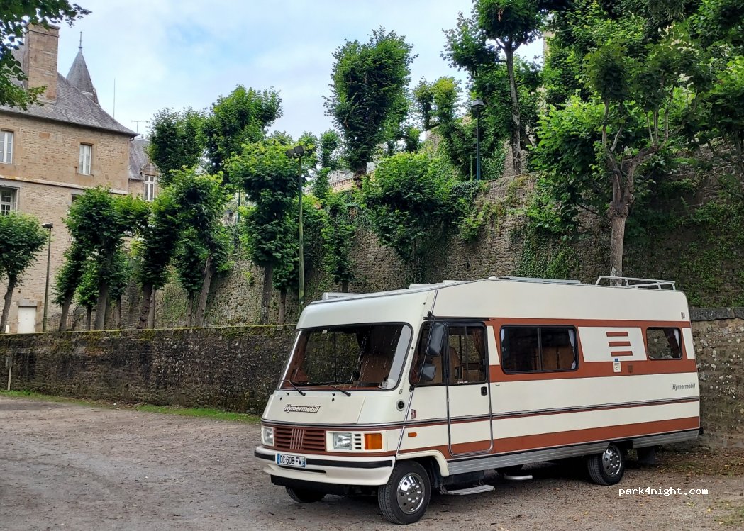 (50300) Avranches - 2 Rue du Général de Gaulle — foto 3