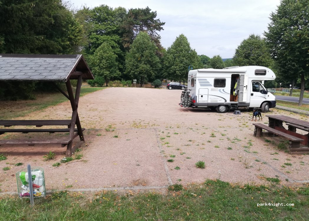 (36457) Weilar - 22 Dermbacher Straße — foto