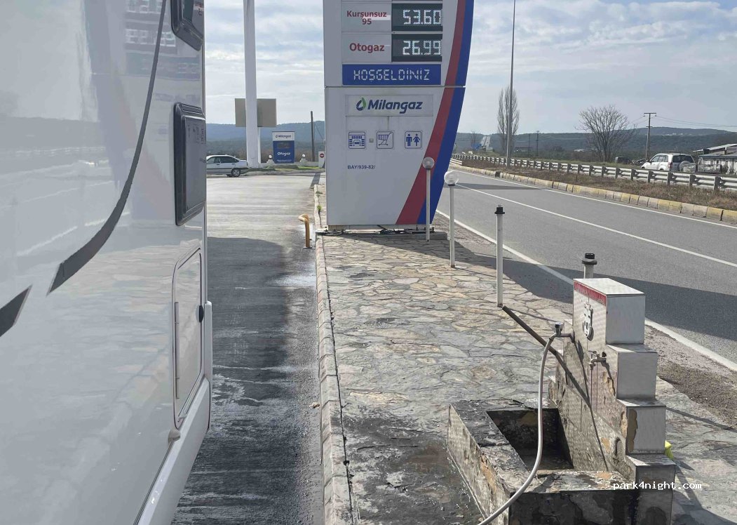 (10715) Gömeç - 2 İzmir Çanakkale Yolu — foto 2