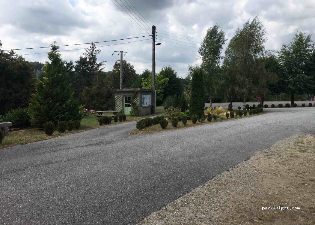 (23260) Crocq - 2 Route de Felletin — foto 2