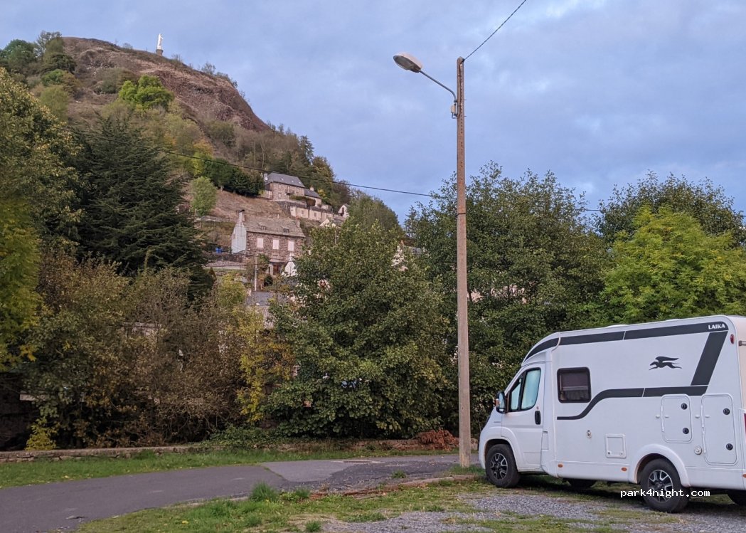 (15300) Murat - 3 Rue d'Olonne sur Mer — foto 2