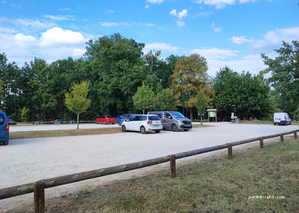 (16390) Nabinaud - 1 Impasse du Barrage — foto