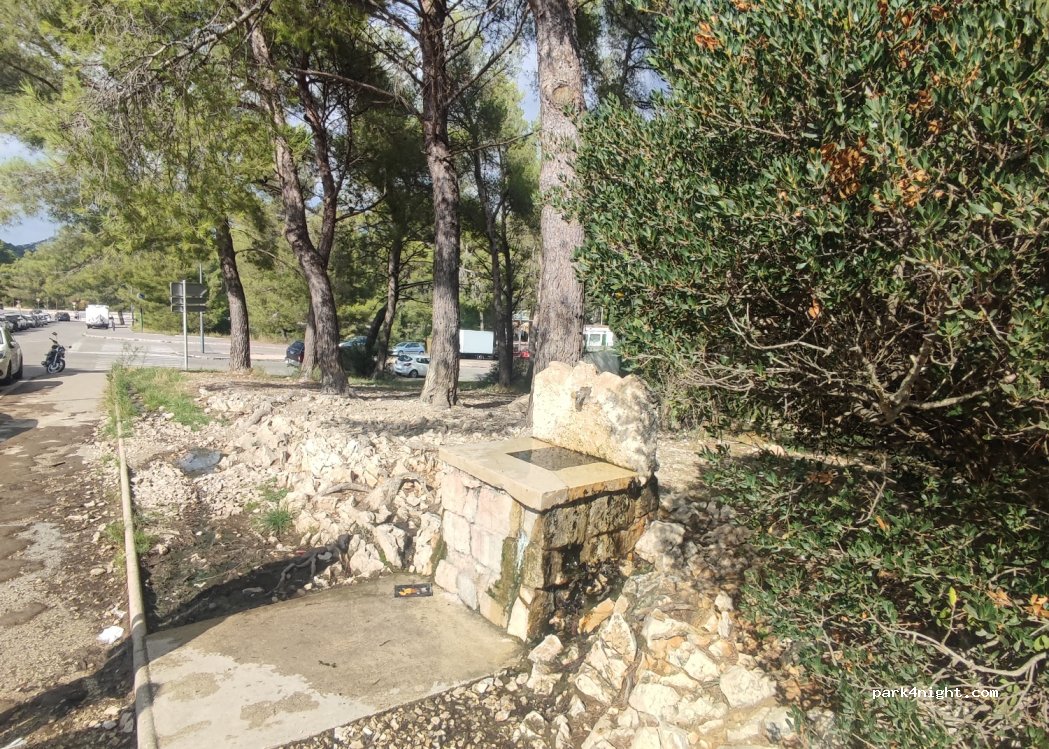 (13009) Marseille - Avenue de Luminy — foto 3