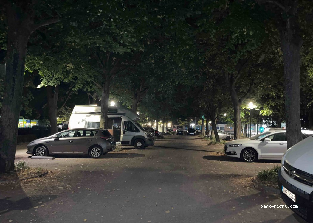 (8900) Ieper - 31 Colaertplein — foto