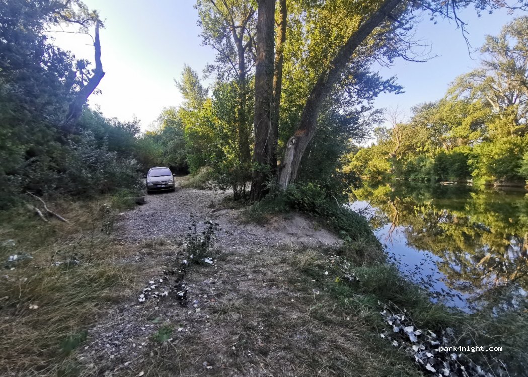 (11700) Saint-Couat-d'Aude - 5000 Le Remoulin — foto