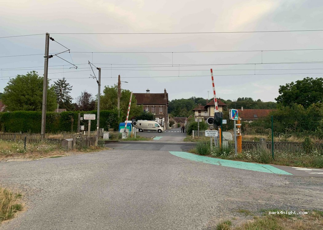 (60880) Armancourt - 40 Rue des Matinnoix — foto