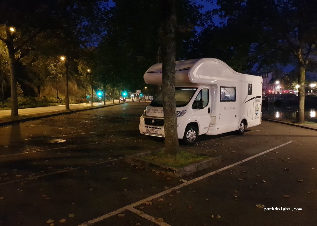 (29000) Quimper - Allée de Locmaria — foto 3