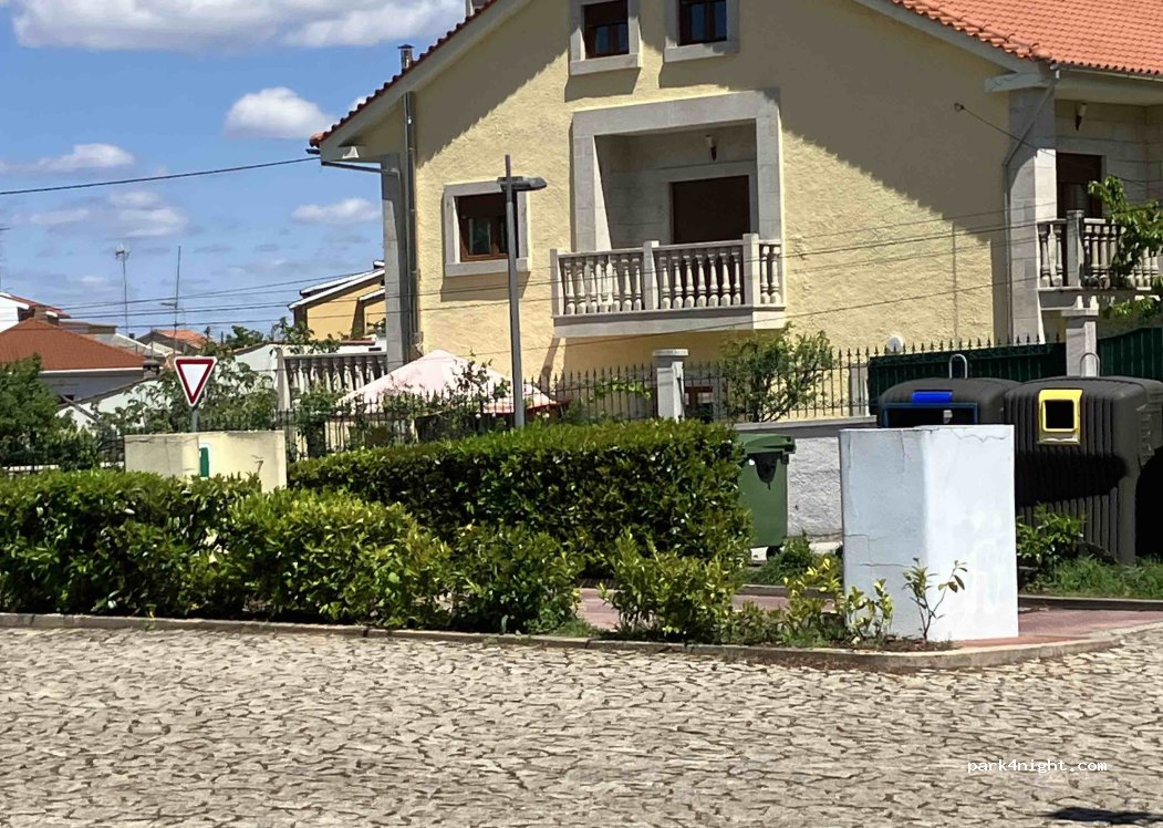 (5300) Bragança Municipality - R. de Säo Francisco — foto 4