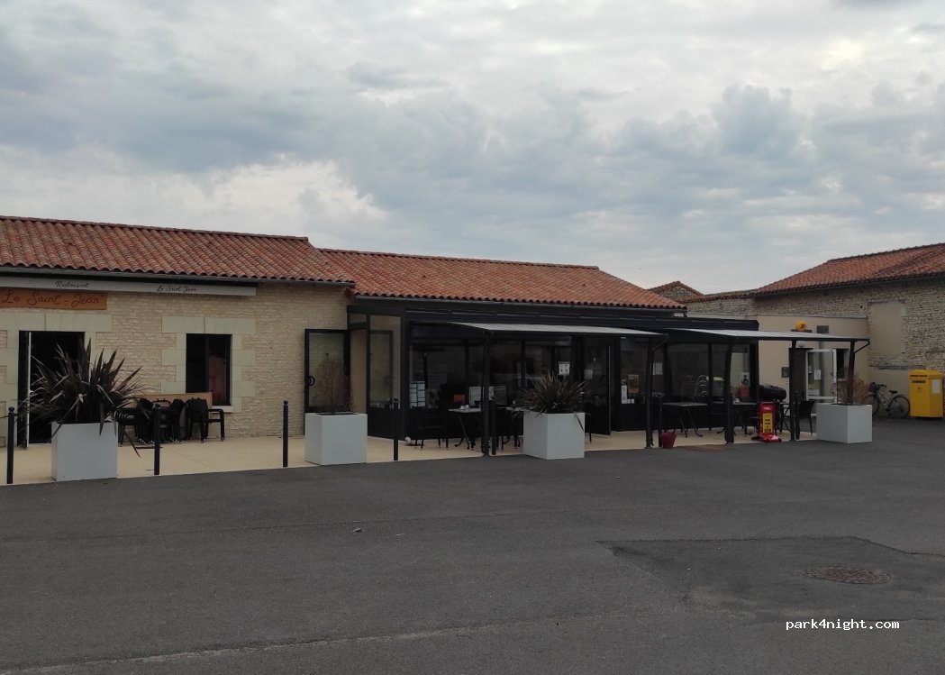 (86330) Saint-Jean-de-Sauves - 6 Rue de la Prée — foto 2