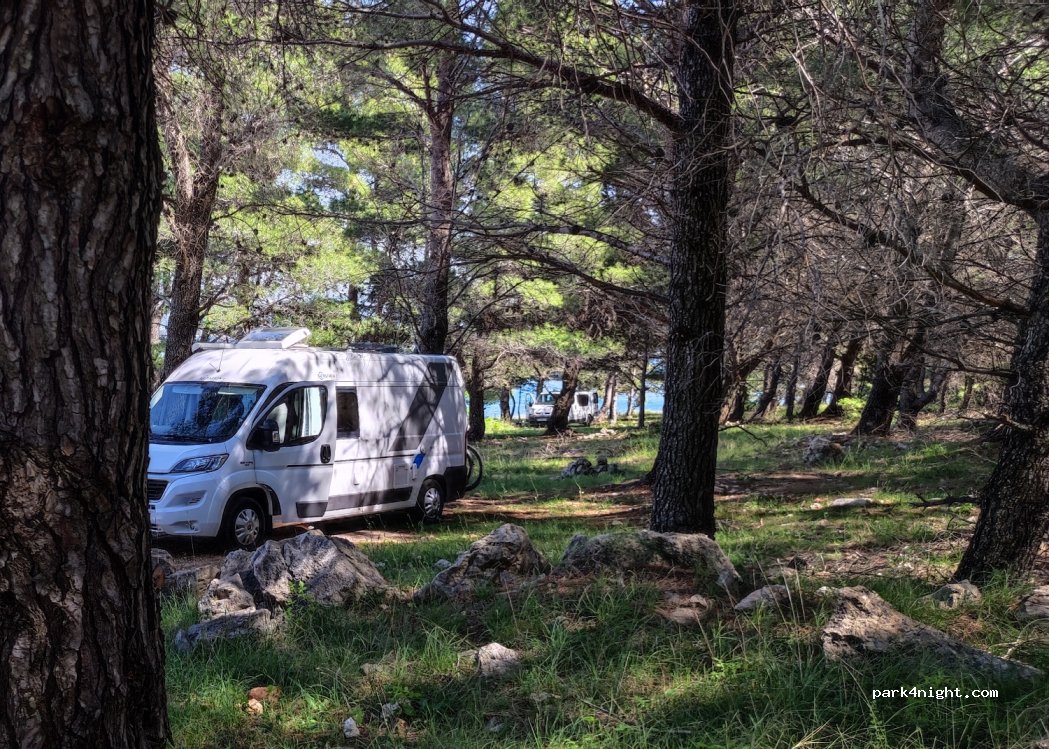 (23242) Podgradina - Unnamed Road — foto 3