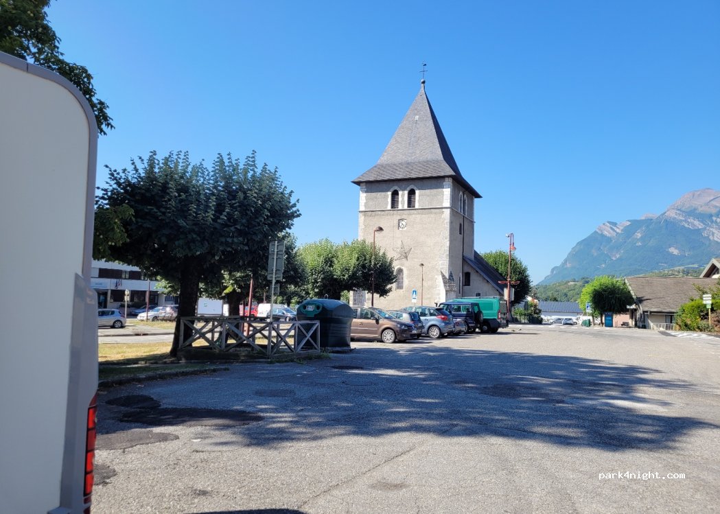 (73200) Gilly-sur-Isère - 20 Rue des Écoles — foto 2