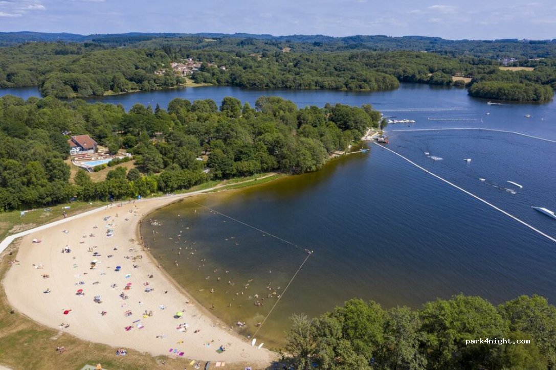 TERRACAMPS Camping du Lac de Saint-Pardoux **** — foto 2
