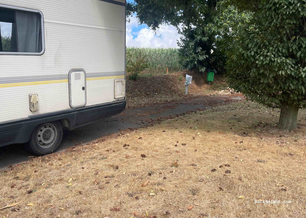 (50540) Isigny-le-Buat - Le Tertre Montigny — foto