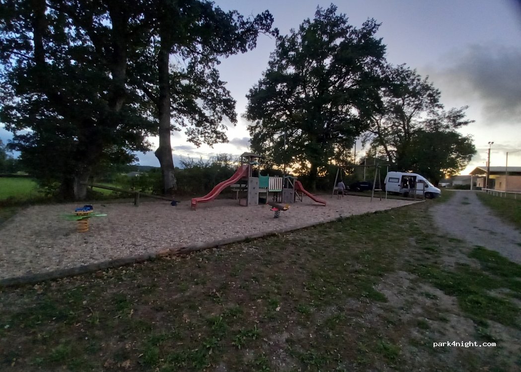 (12290) Le Vibal - D523 — foto 4