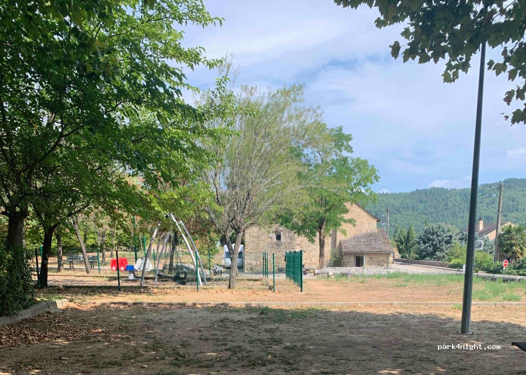 (48320) Ispagnac - 10 Route de Molines — foto 2
