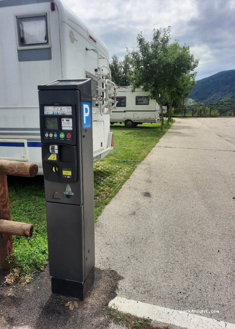 Area Sosta Camper Brentonico — foto 3