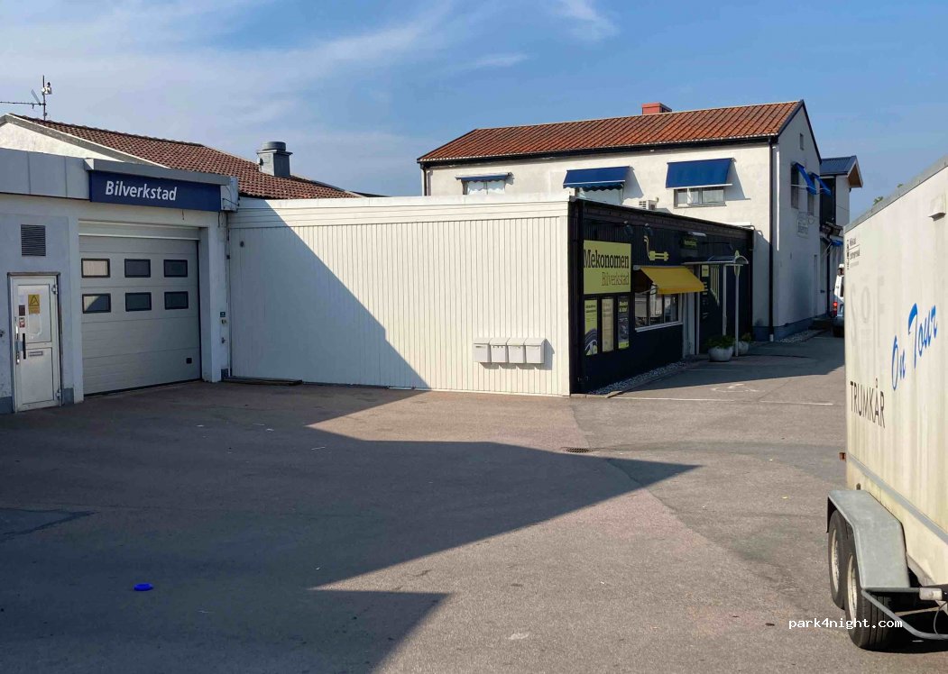 (383 32) Mönsterås - 35 Älgerumsvägen — foto