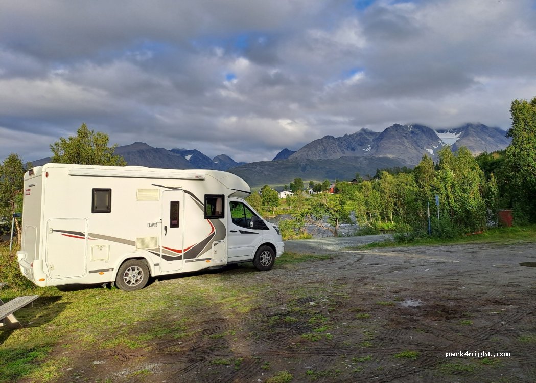 (9064) Svensby - 1991 Ullsfjordveien — foto 3