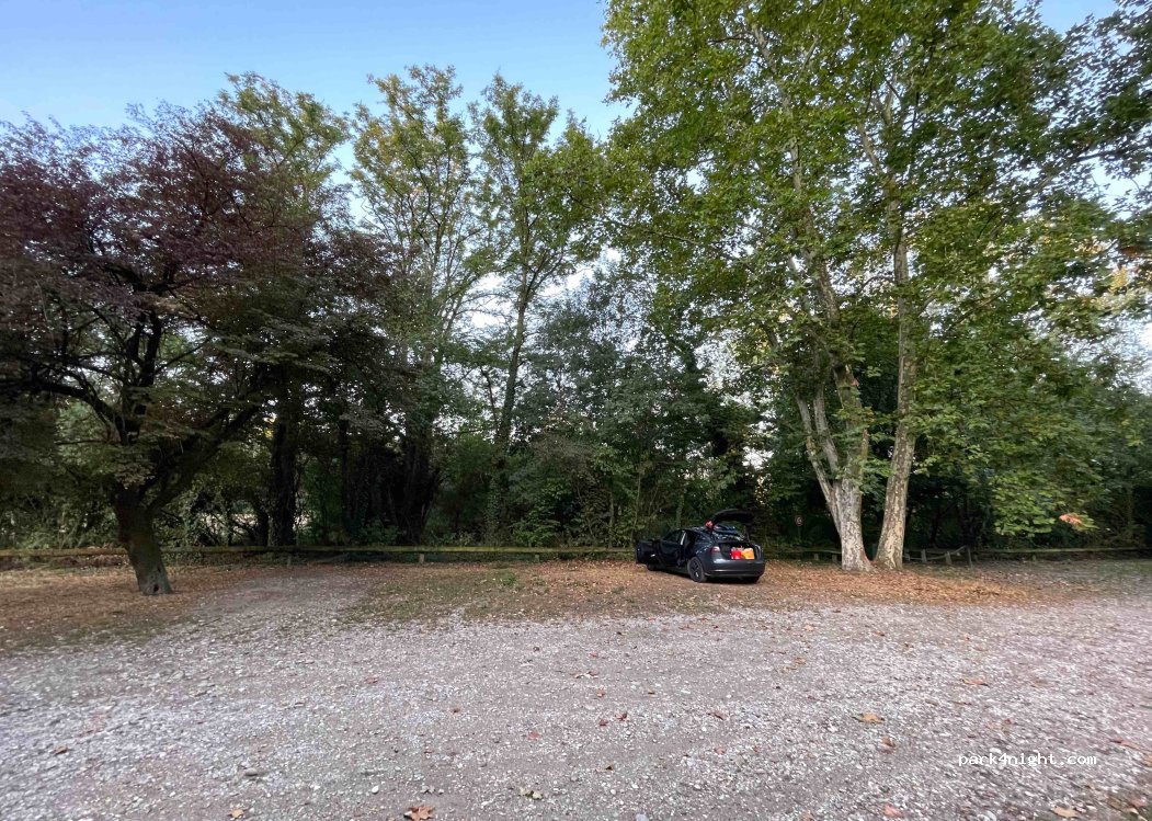 Parking du Rizan — foto 3